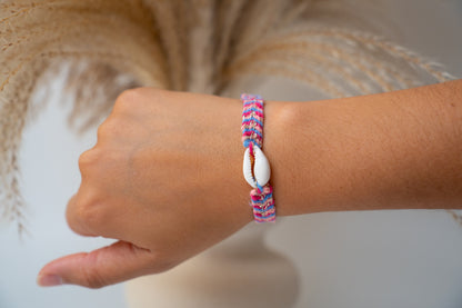 Bracelet brésilien tressé avec coquillage