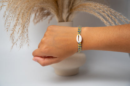 Bracelet brésilien tressé avec coquillage