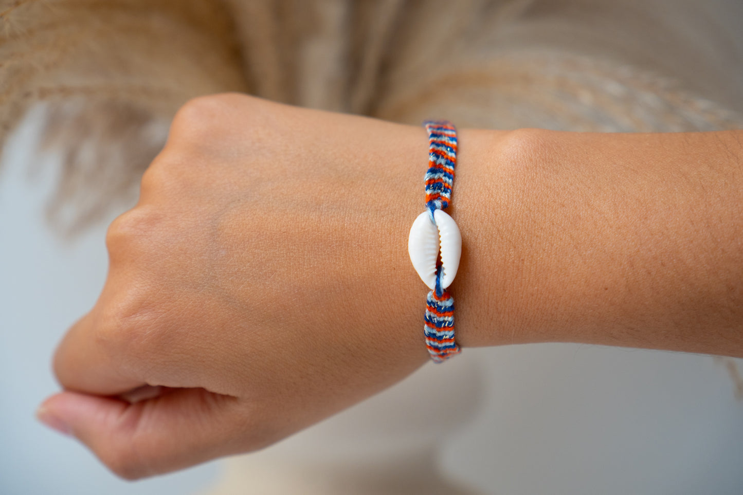 Bracelet brésilien tressé avec coquillage