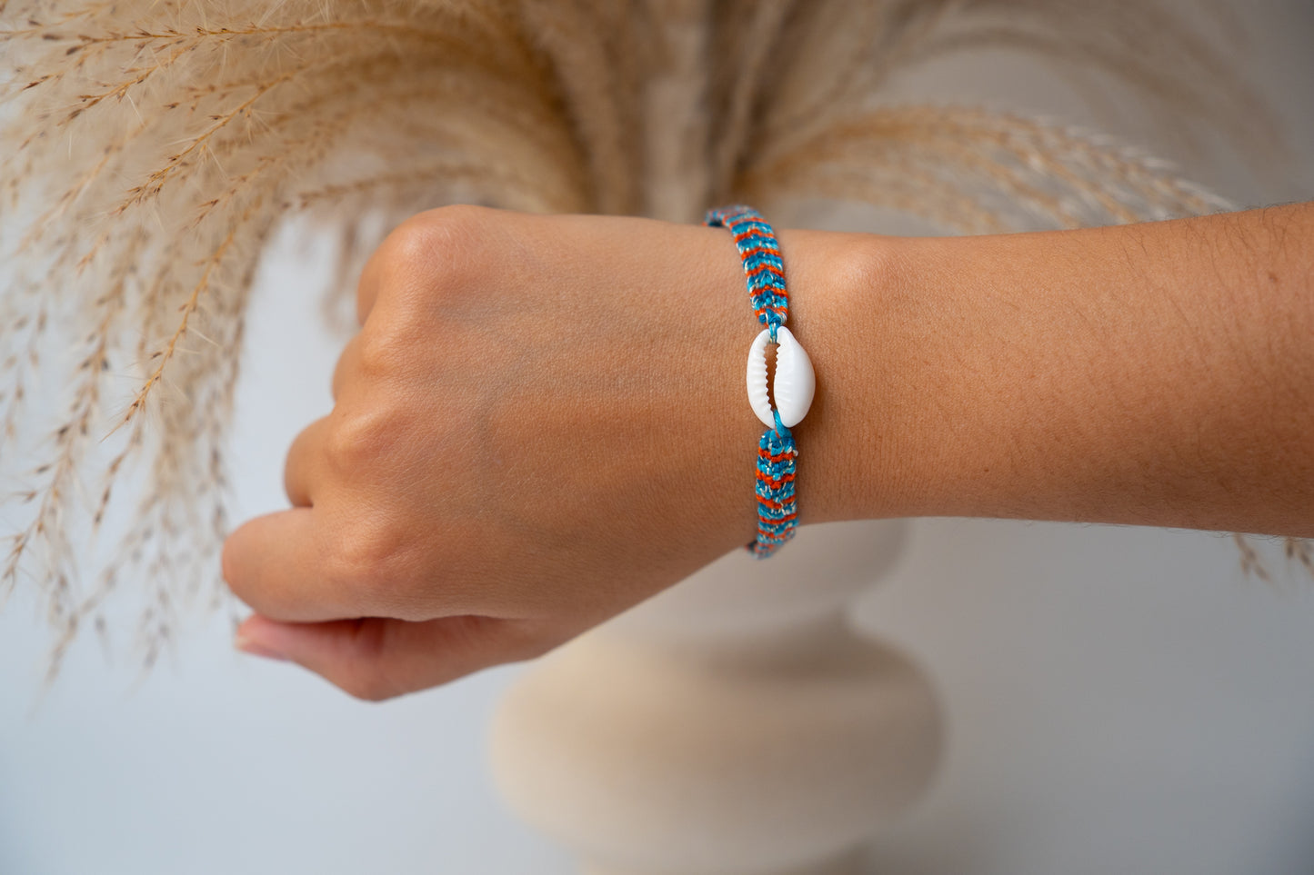 Bracelet brésilien tressé avec coquillage